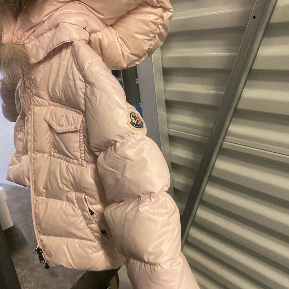 Moncler down jacket - Picture 7 of 9